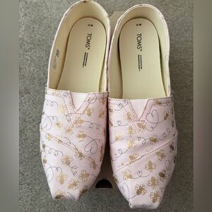 Toms Barely Pink Foil Bee Mine Print Women’s Size 11